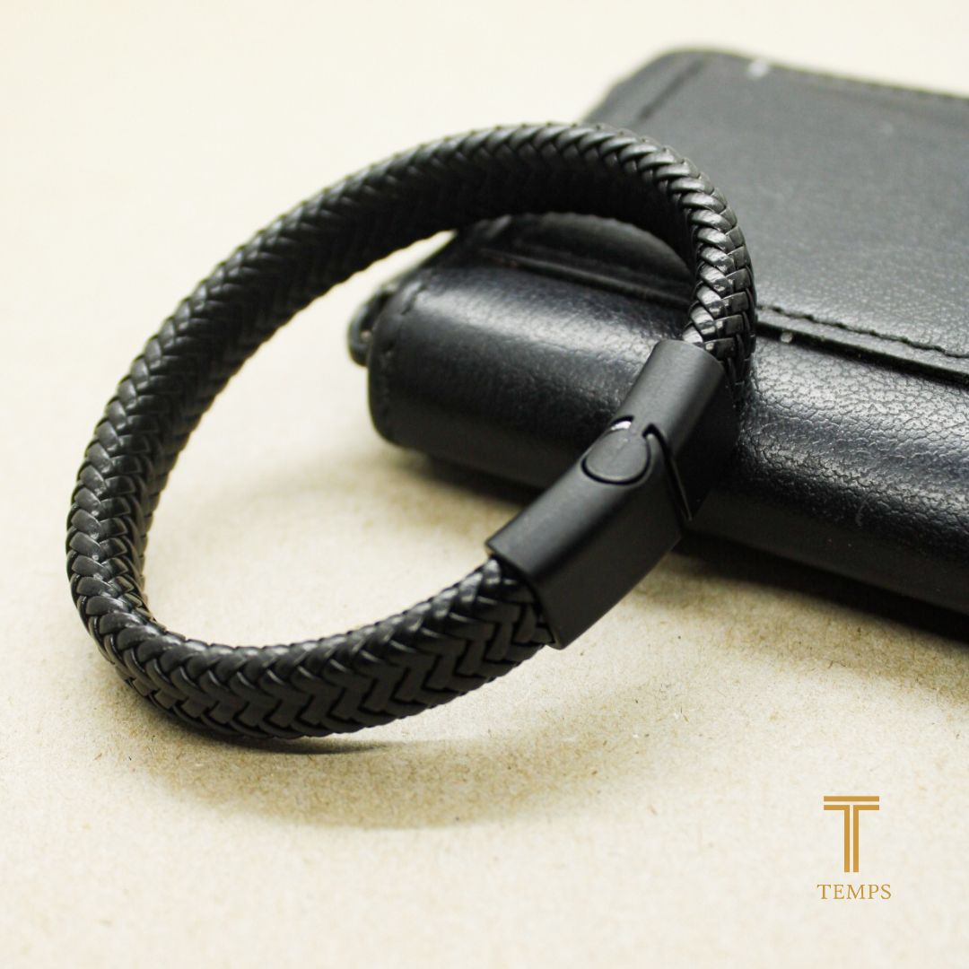 PULSERA DE CUERO TRENZADO NEGRO