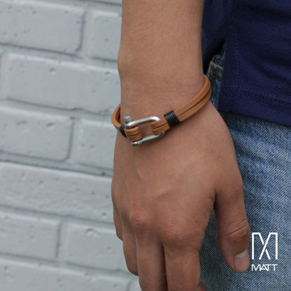 PULSERA DOBLE DE CUERO CON BROCHE METÁLICO